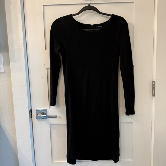 Madewelll fall/winter dress - Picture 1 of 3